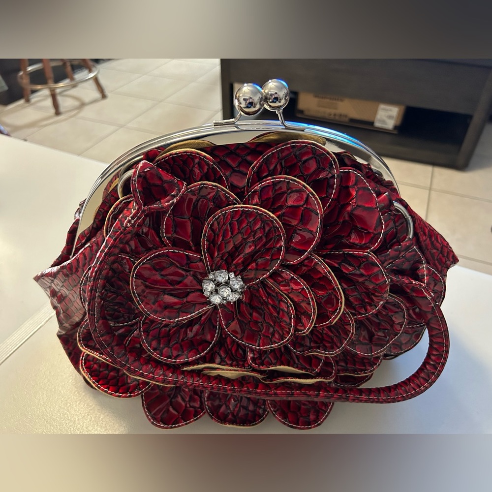 Large Red Floral Patent Clutch Purse